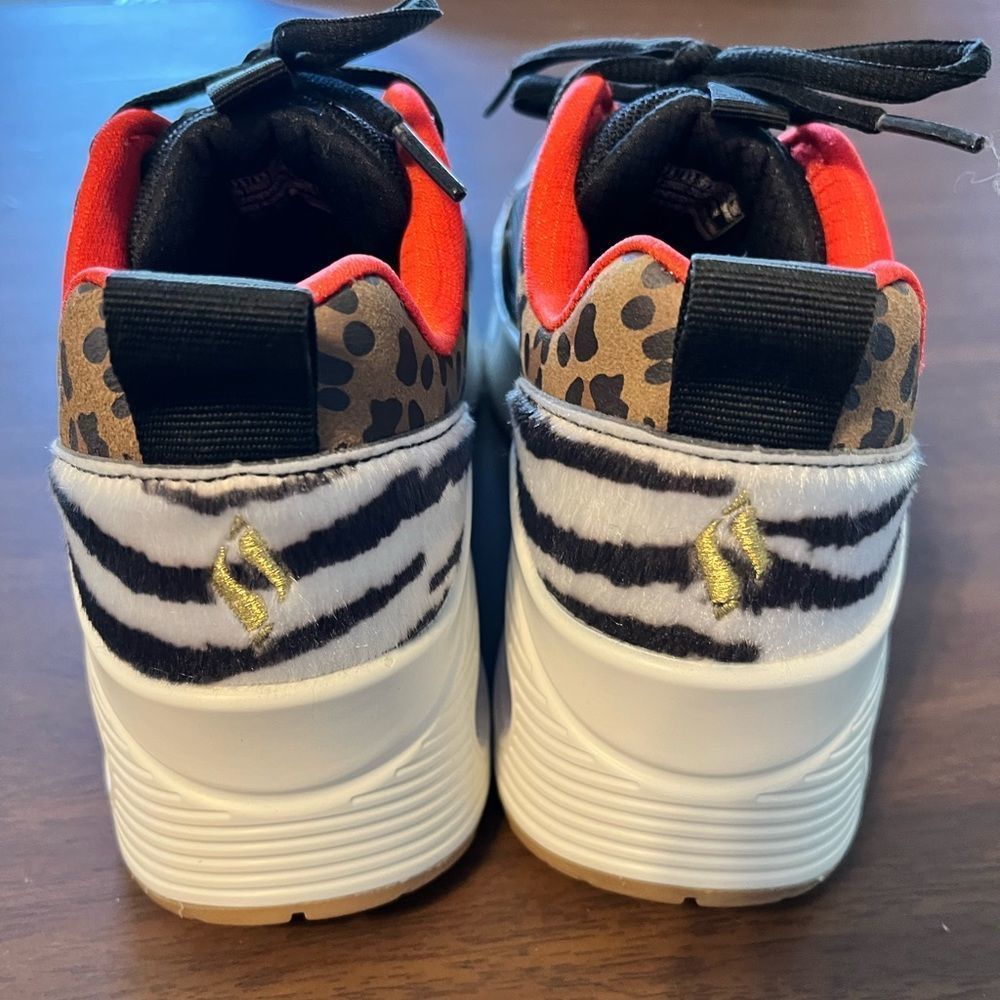 Skechers platform sneakers with tiger print and leopard print Size 7.5 - Picture 6 of 9